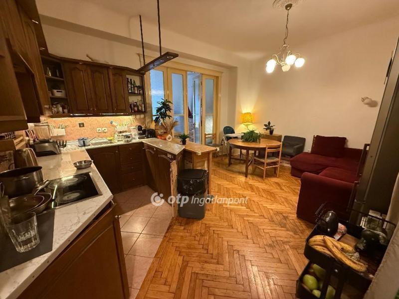 Eladó lakás Budapest
