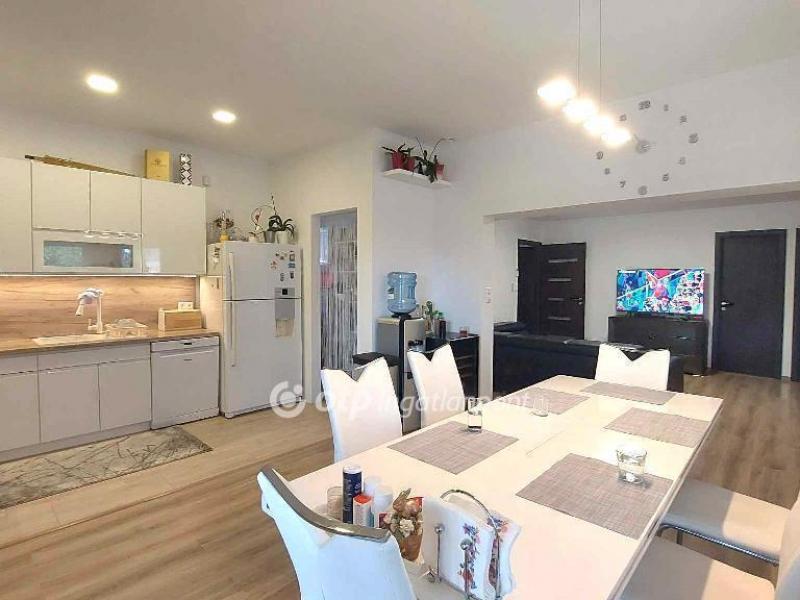 Eladó családi ház Szentendre