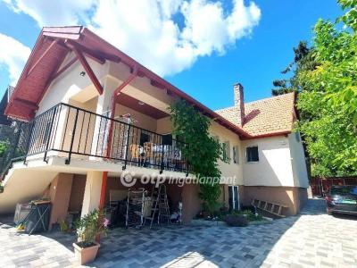 Eladó családi ház Szentendre