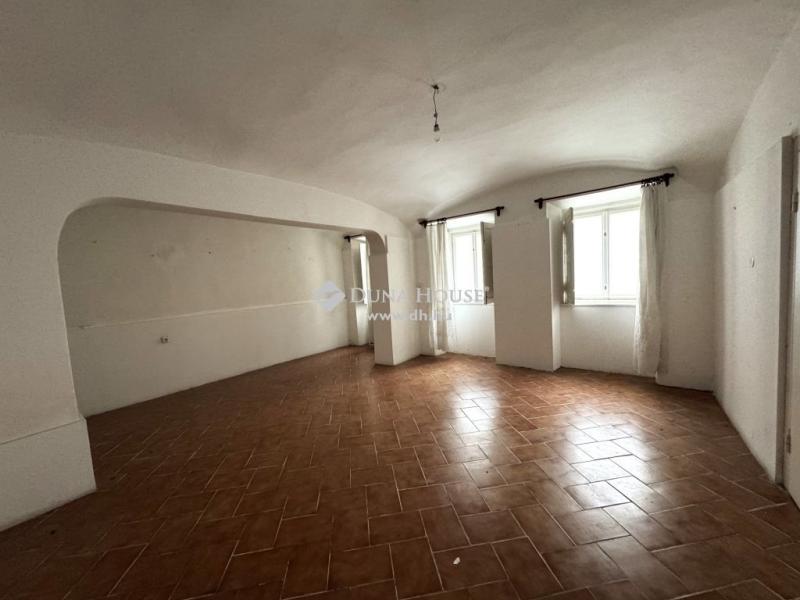 Eladó családi ház Eger