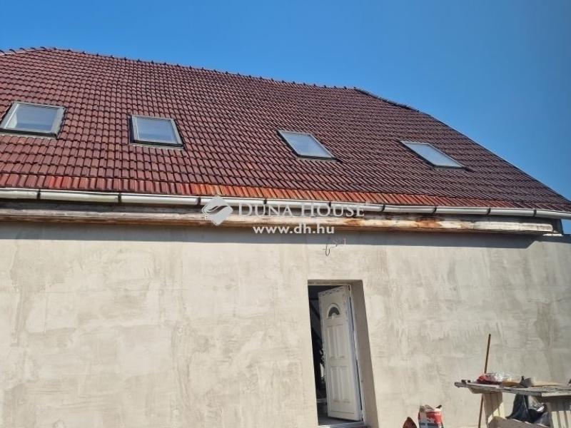 Eladó családi ház Hatvan