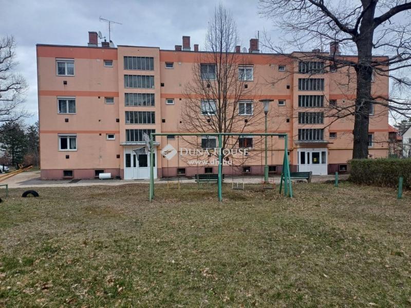 Eladó lakás Veszprém