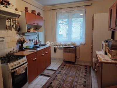 Eladó lakás Veszprém