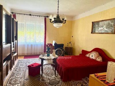 Eladó családi ház Túrony