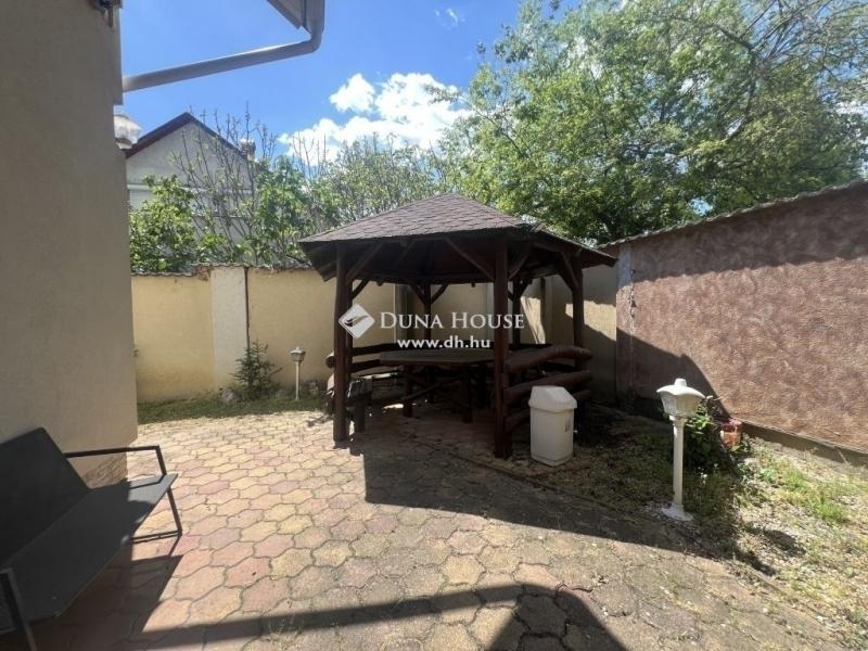 Eladó családi ház Szeged