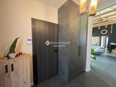 Eladó családi ház Pécs