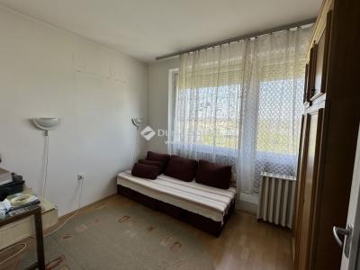 Eladó lakás Pécs