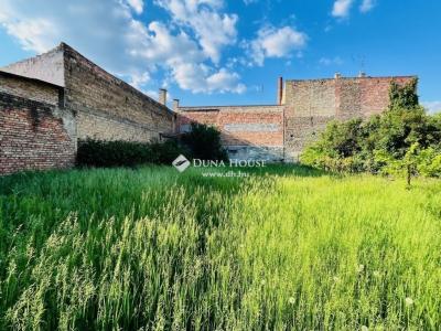 Eladó családi ház Budapest