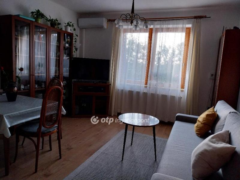Eladó családi ház Siófok