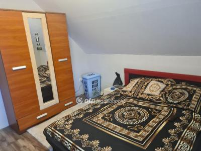 Eladó családi ház Érd