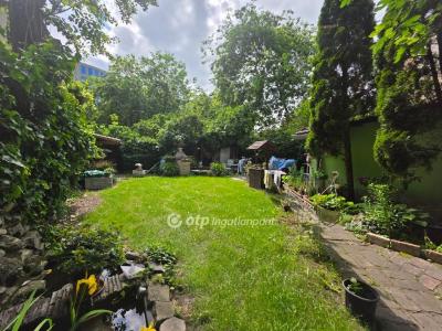 Eladó lakóövezeti telek Budapest