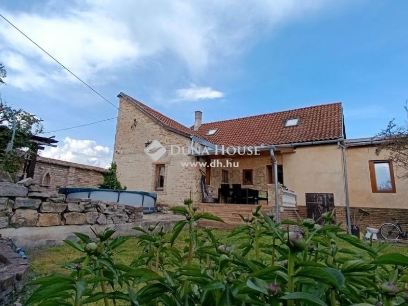 Eladó családi ház Mohács