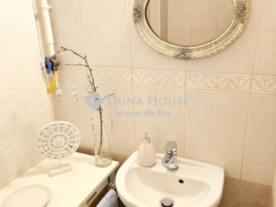 Eladó lakás Pécs