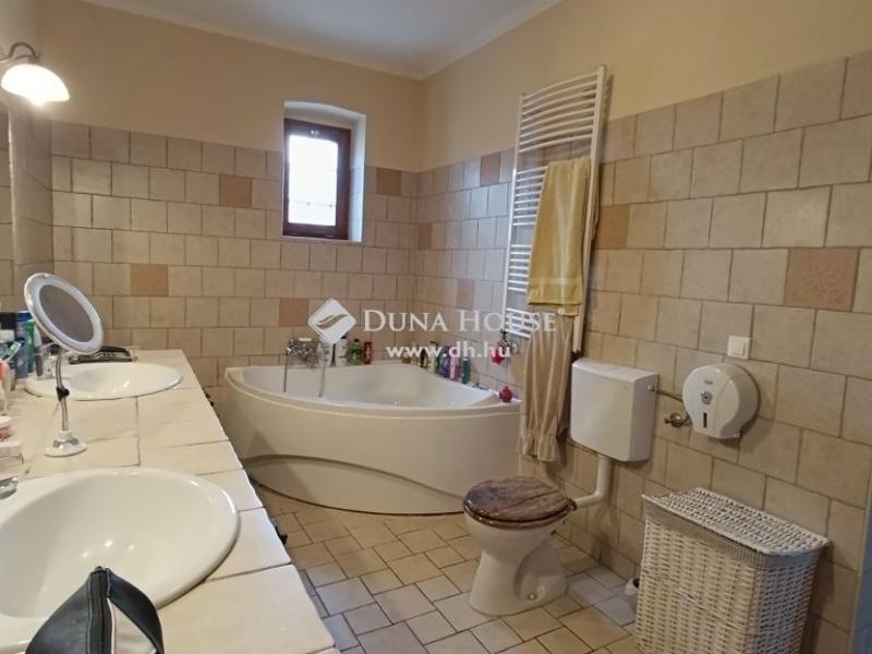 Eladó családi ház Mohács