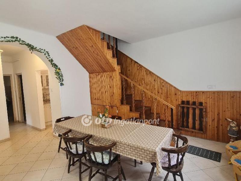 Eladó családi ház Bogács