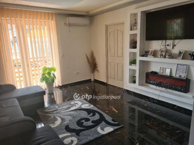 Eladó családi ház Érd