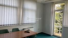 Kiadó irodahelység irodaházban Budapest