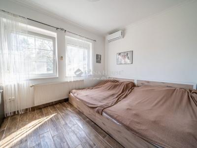 Eladó családi ház Dömös