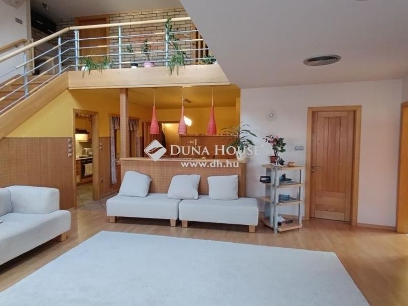 Eladó lakás Mohács