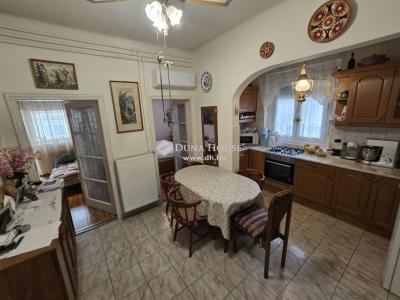 Eladó családi ház - 2119 Pécel
