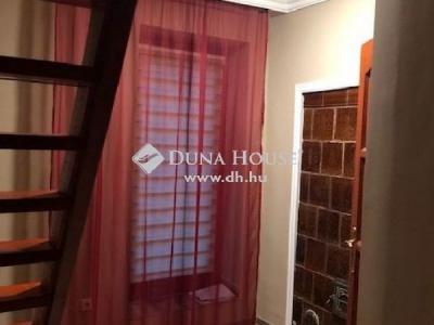 Eladó családi ház Szada