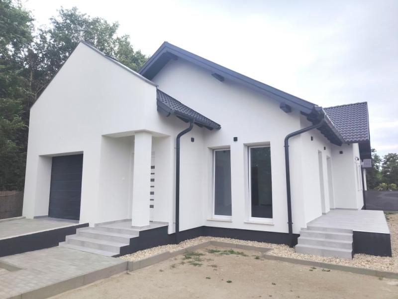 Eladó ikerház Velence