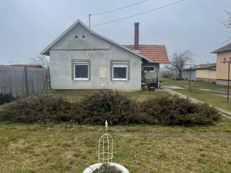 Eladó ház Szegvár
