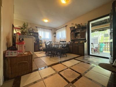 Eladó családi ház Tápiószecső