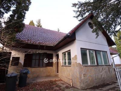 Eladó családi ház Budapest