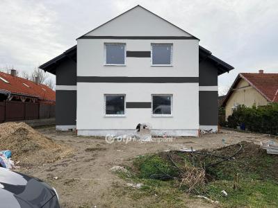 Eladó házrész Szigetszentmárton