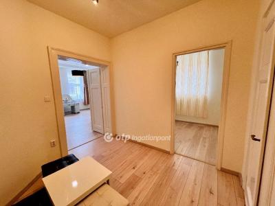 Eladó sorház - 4025 Debrecen