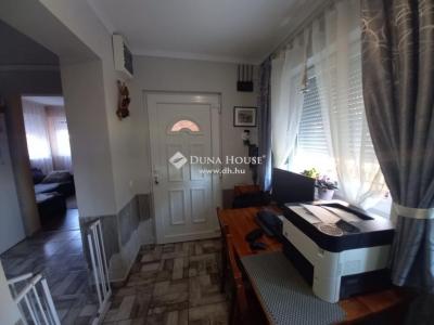 Eladó családi ház - 2120 Dunakeszi