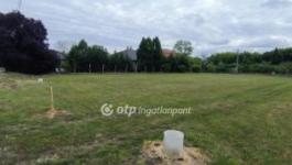 Eladó lakóövezeti telek Békéscsaba