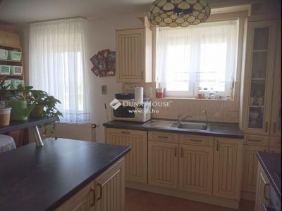 Eladó lakás Teskánd