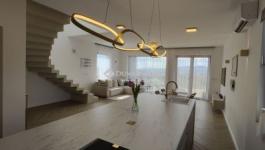 Eladó családi ház Vác