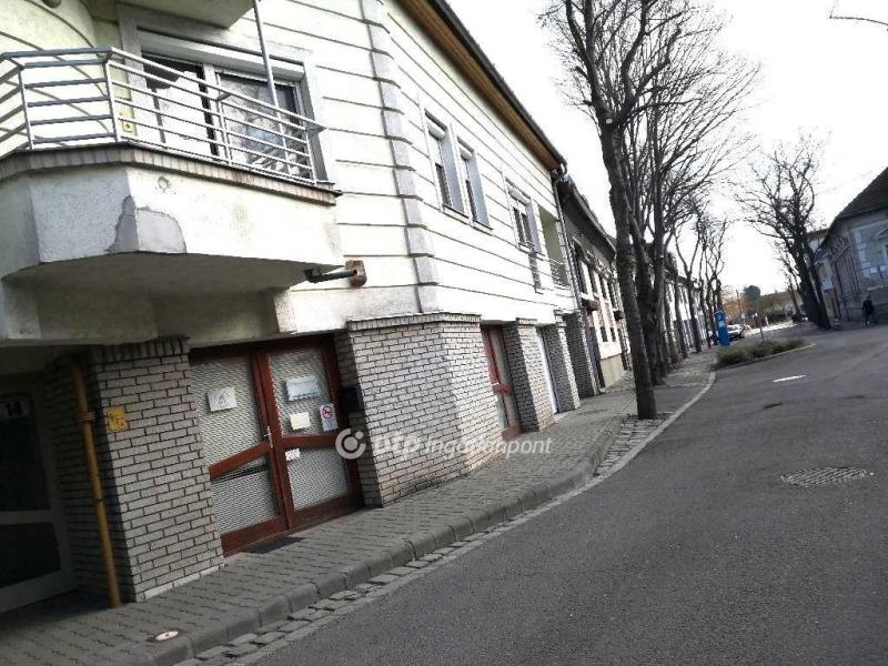 Kiadó egyéb iroda Kecskemét