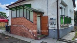 Eladó családi ház Budapest