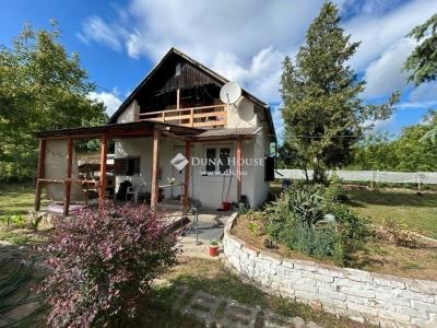 Eladó nyaraló Monor