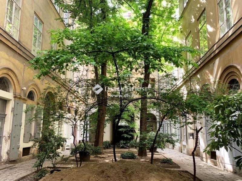 Eladó lakás Budapest