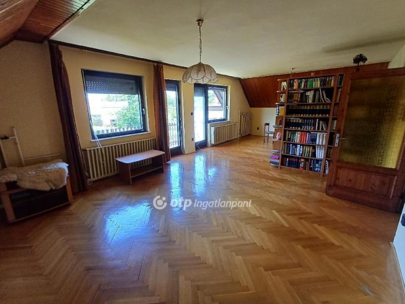 Eladó családi ház Budapest