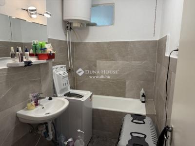 Eladó lakás Pécs