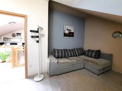 Eladó családi ház Siófok