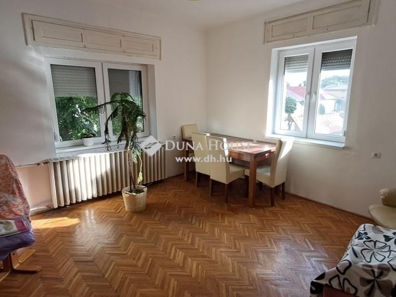 Eladó családi ház Kecskemét