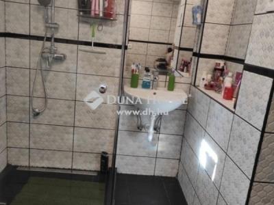 Eladó családi ház Vecsés