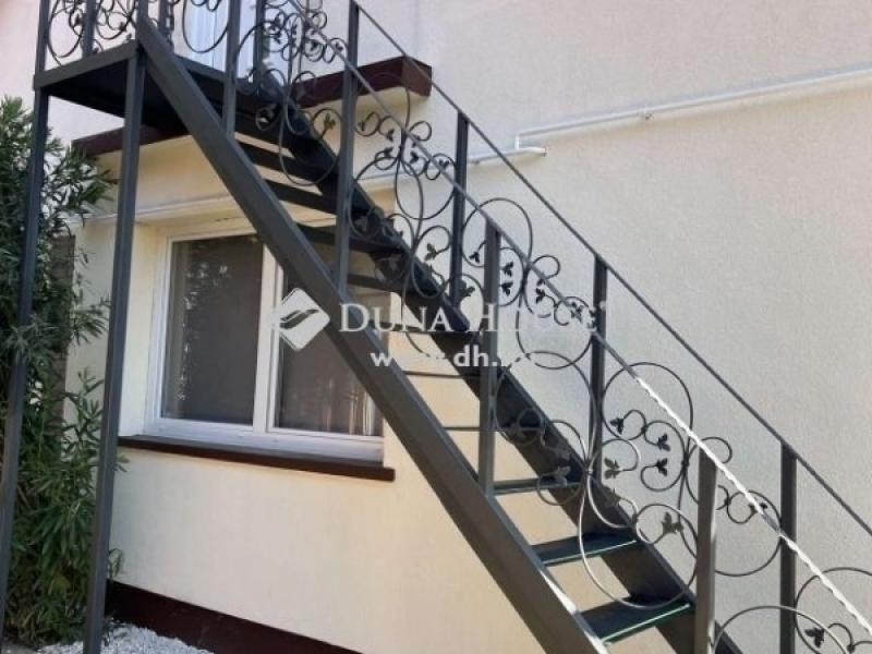 Eladó családi ház Dunaharaszti