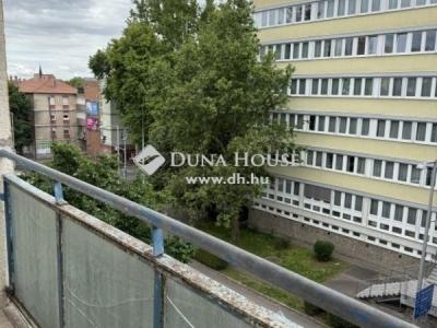 Eladó lakás - 7622 Pécs