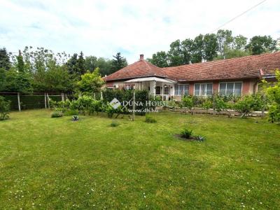 Eladó családi ház Békéscsaba