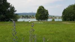 Eladó külterületi telek Esztergom