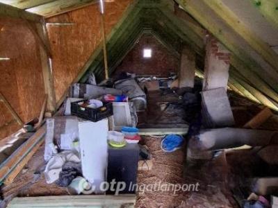 Eladó családi ház Velence