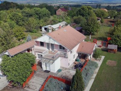 Eladó családi ház - 8081 Zámoly